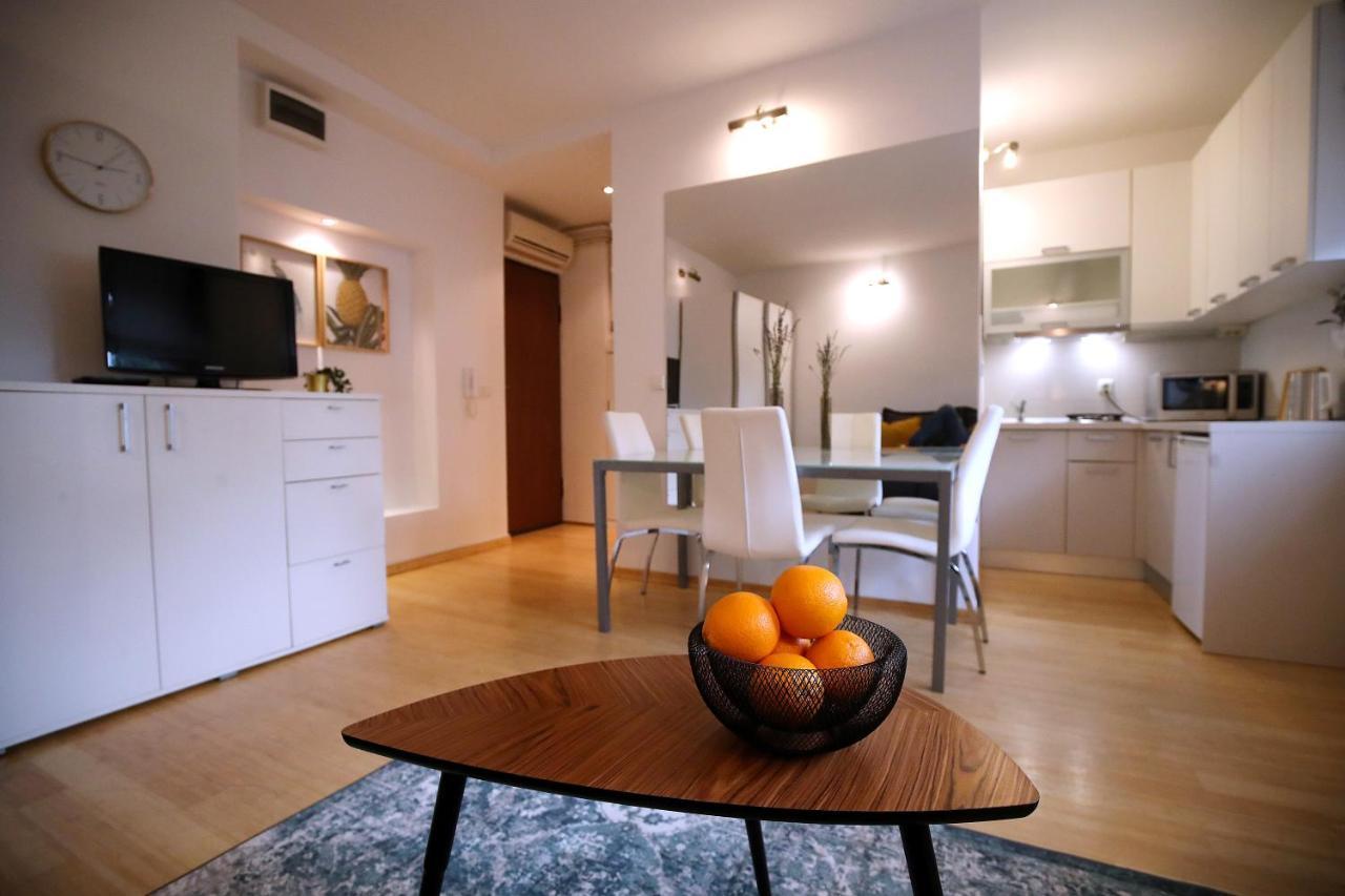 La Vie Est Belle Apartamento Zagreb Exterior foto